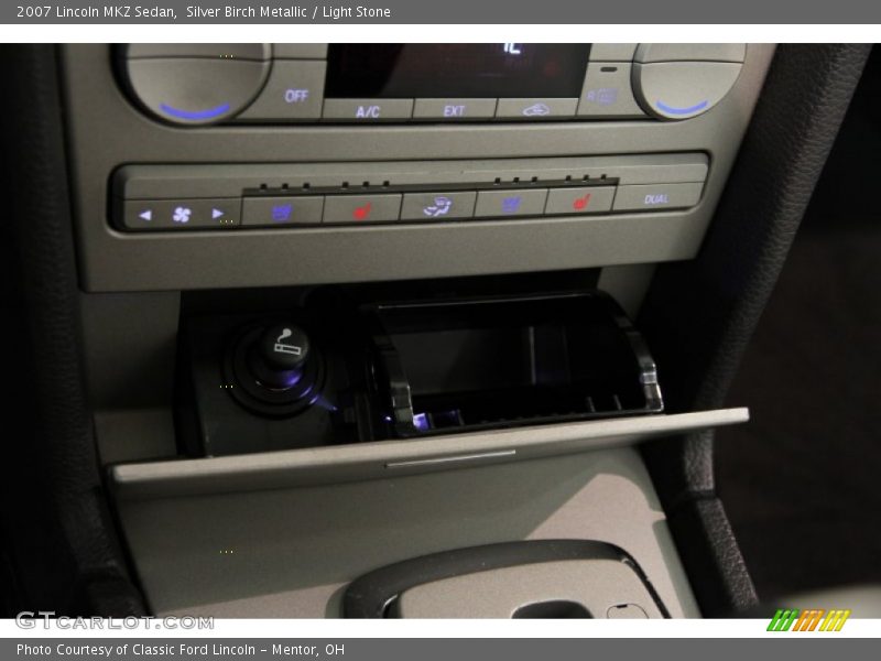 Silver Birch Metallic / Light Stone 2007 Lincoln MKZ Sedan