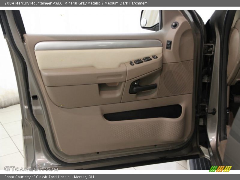 Mineral Gray Metallic / Medium Dark Parchment 2004 Mercury Mountaineer AWD