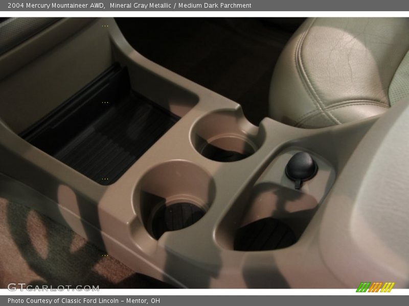 Mineral Gray Metallic / Medium Dark Parchment 2004 Mercury Mountaineer AWD