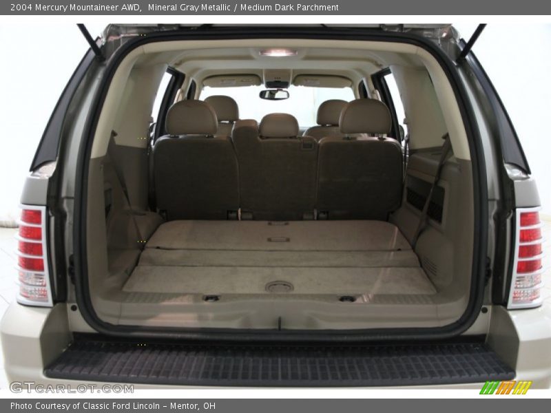 Mineral Gray Metallic / Medium Dark Parchment 2004 Mercury Mountaineer AWD