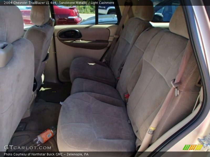 Sandstone Metallic / Light Cashmere 2004 Chevrolet TrailBlazer LS 4x4