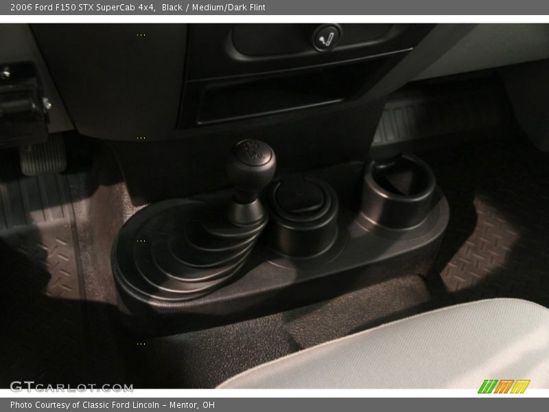 Black / Medium/Dark Flint 2006 Ford F150 STX SuperCab 4x4