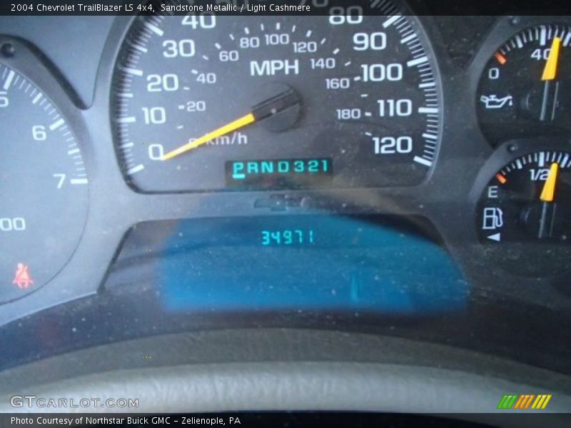 Sandstone Metallic / Light Cashmere 2004 Chevrolet TrailBlazer LS 4x4