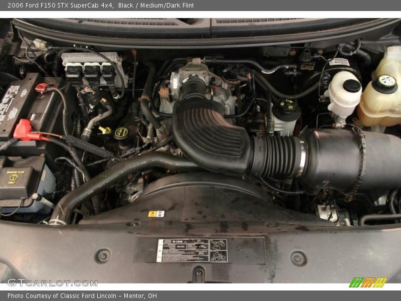 Black / Medium/Dark Flint 2006 Ford F150 STX SuperCab 4x4