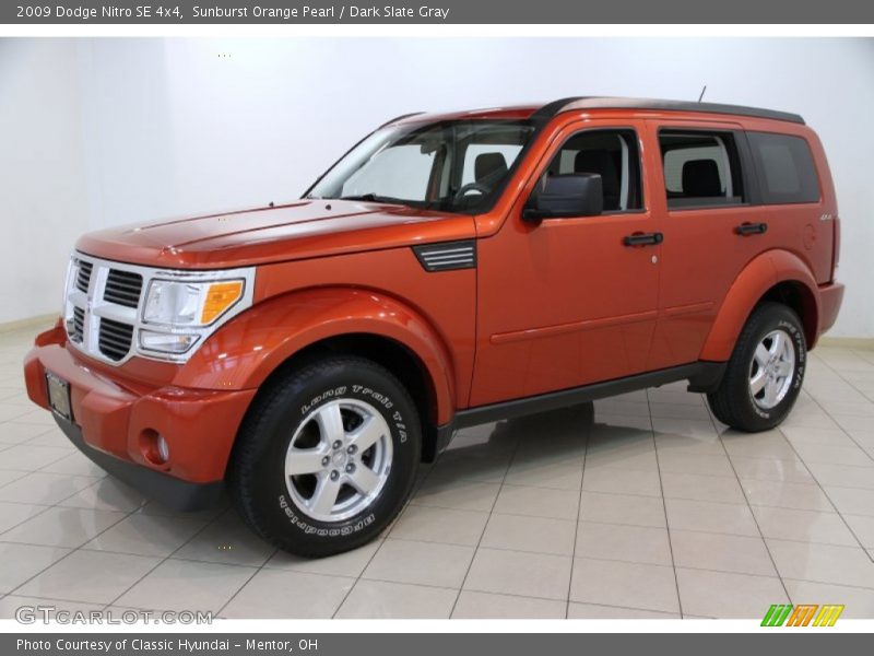 Sunburst Orange Pearl / Dark Slate Gray 2009 Dodge Nitro SE 4x4