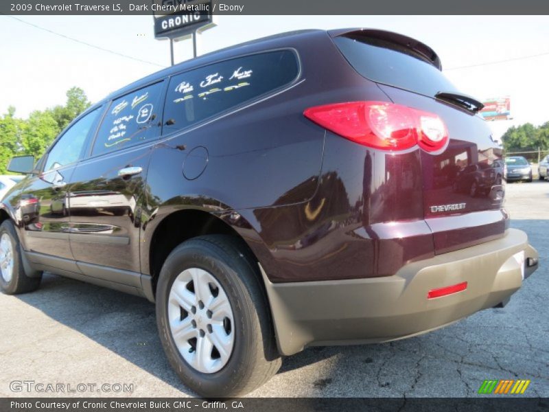 Dark Cherry Metallic / Ebony 2009 Chevrolet Traverse LS