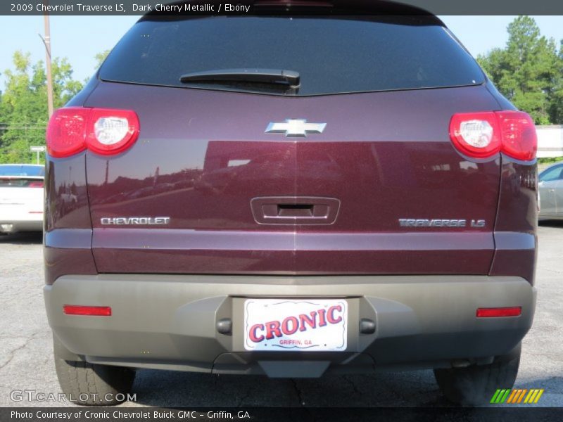 Dark Cherry Metallic / Ebony 2009 Chevrolet Traverse LS