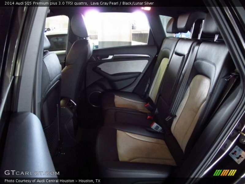 Rear Seat of 2014 SQ5 Premium plus 3.0 TFSI quattro