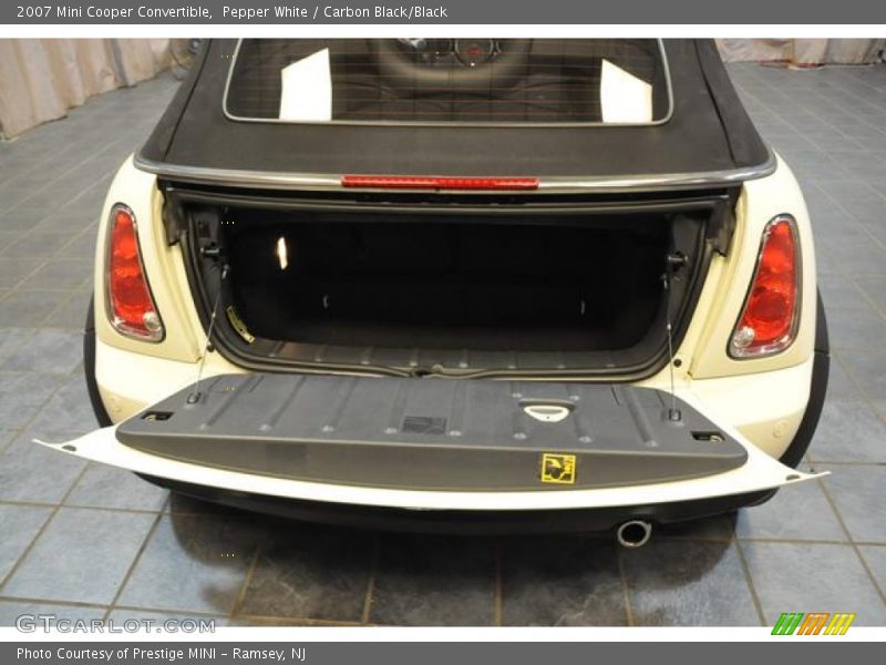 Pepper White / Carbon Black/Black 2007 Mini Cooper Convertible