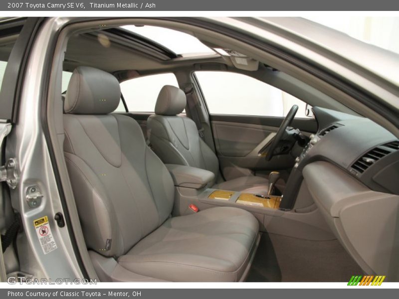 Titanium Metallic / Ash 2007 Toyota Camry SE V6