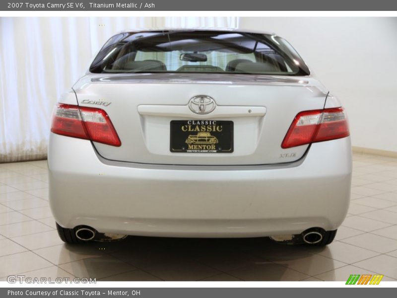 Titanium Metallic / Ash 2007 Toyota Camry SE V6