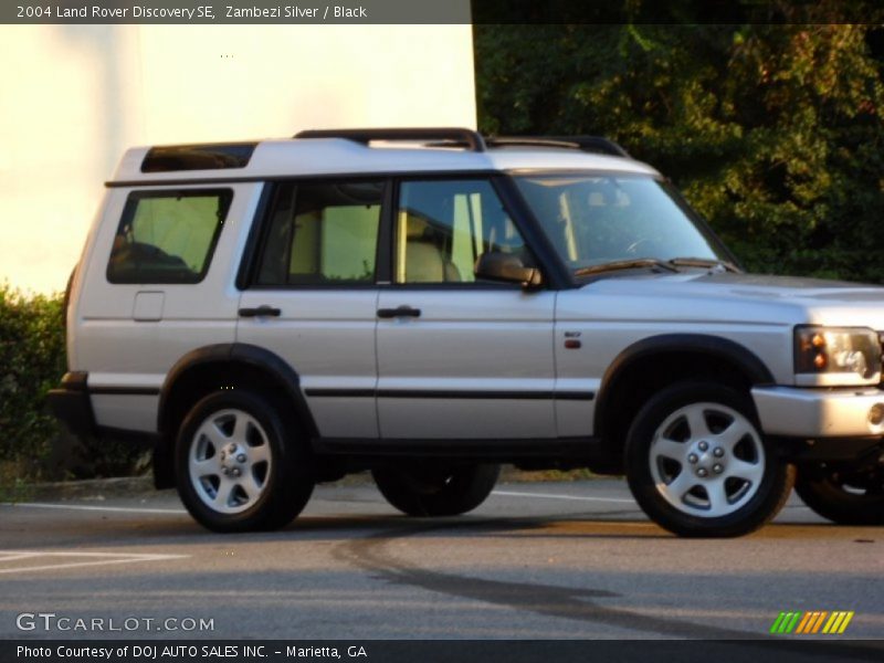 Zambezi Silver / Black 2004 Land Rover Discovery SE