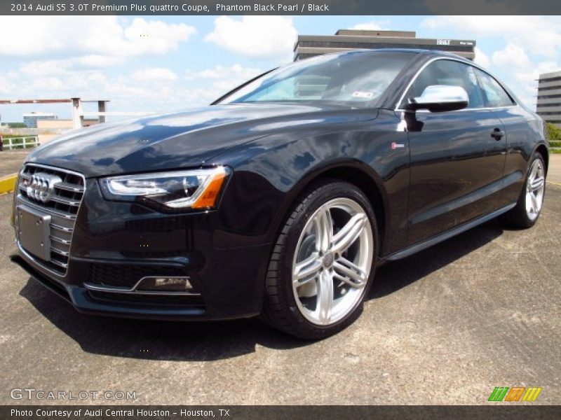 Front 3/4 View of 2014 S5 3.0T Premium Plus quattro Coupe