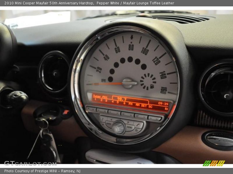 Pepper White / Mayfair Lounge Toffee Leather 2010 Mini Cooper Mayfair 50th Anniversary Hardtop