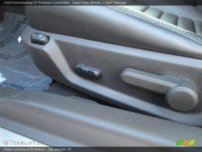Vapor Silver Metallic / Dark Charcoal 2009 Ford Mustang GT Premium Convertible