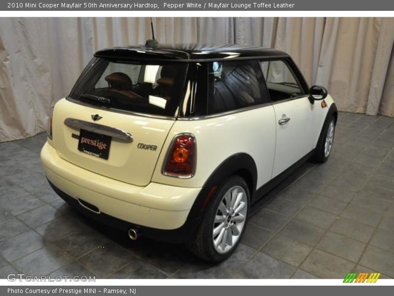 Pepper White / Mayfair Lounge Toffee Leather 2010 Mini Cooper Mayfair 50th Anniversary Hardtop
