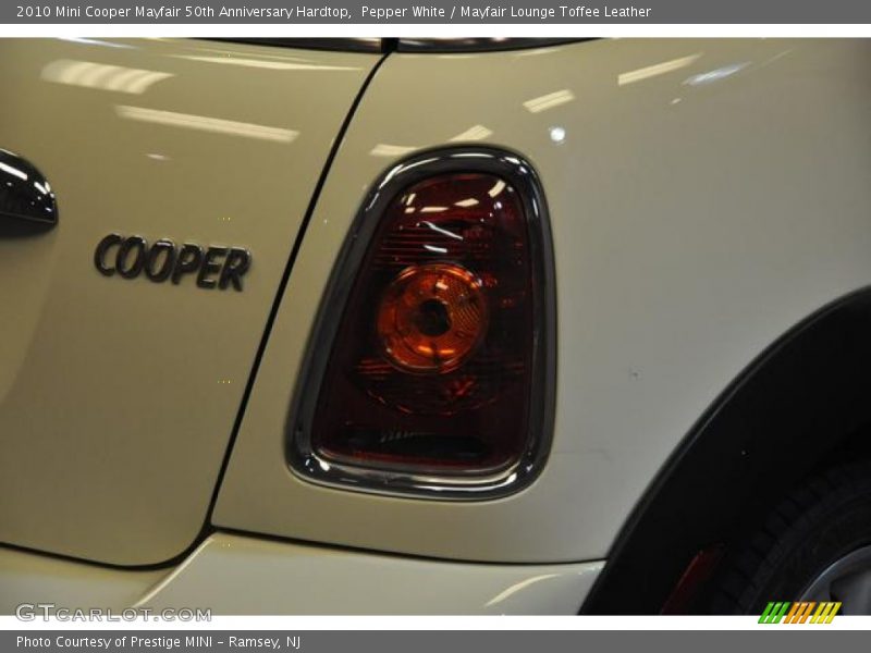 Pepper White / Mayfair Lounge Toffee Leather 2010 Mini Cooper Mayfair 50th Anniversary Hardtop