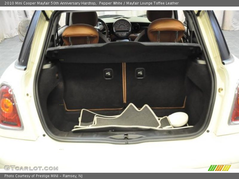 Pepper White / Mayfair Lounge Toffee Leather 2010 Mini Cooper Mayfair 50th Anniversary Hardtop