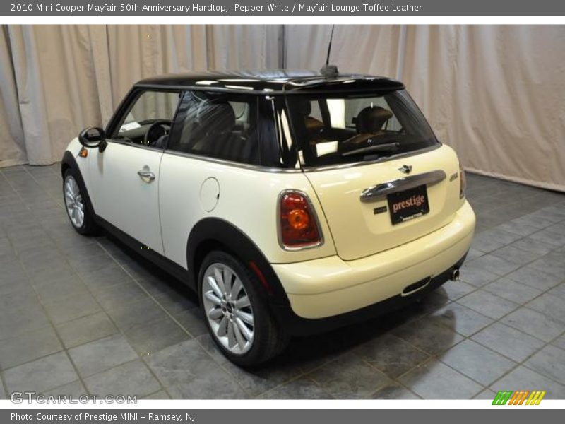 Pepper White / Mayfair Lounge Toffee Leather 2010 Mini Cooper Mayfair 50th Anniversary Hardtop
