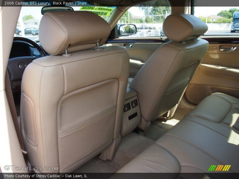 Black Raven / Shale 2006 Cadillac DTS Luxury