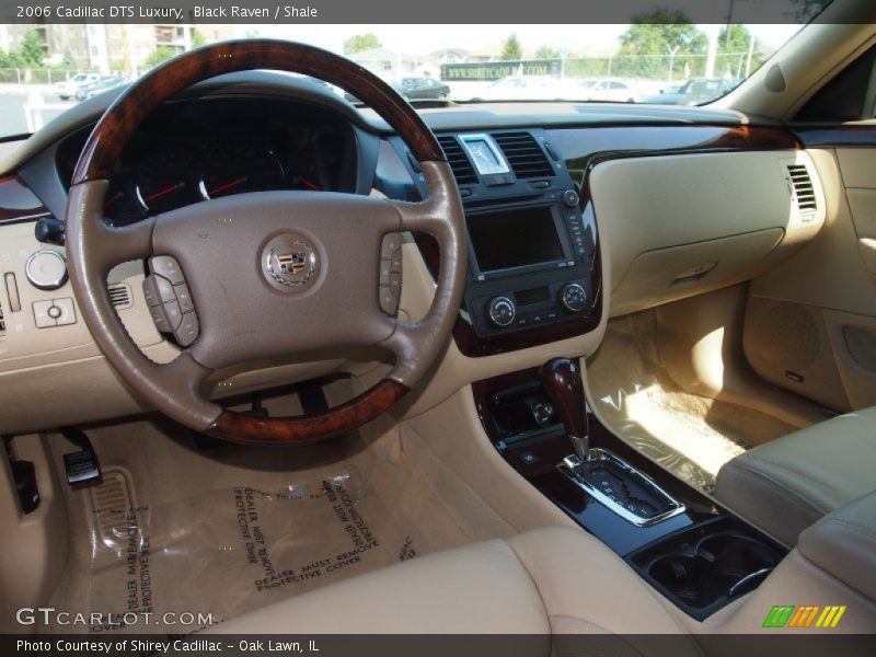 Black Raven / Shale 2006 Cadillac DTS Luxury