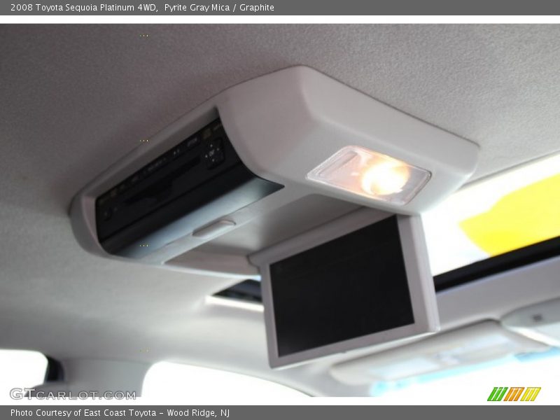 Pyrite Gray Mica / Graphite 2008 Toyota Sequoia Platinum 4WD