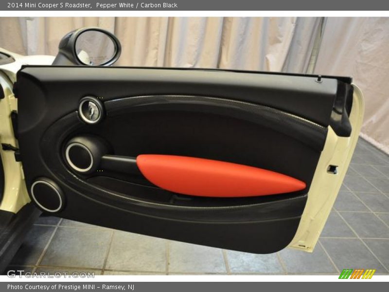 Pepper White / Carbon Black 2014 Mini Cooper S Roadster