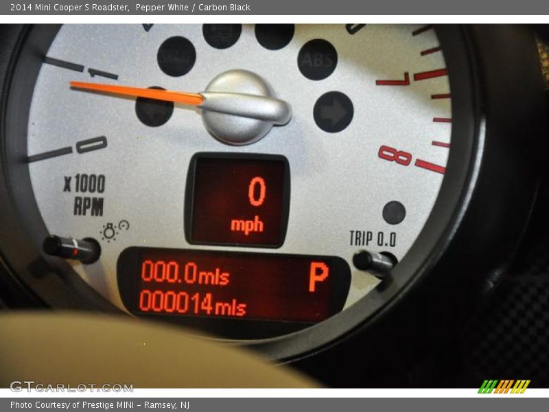 Pepper White / Carbon Black 2014 Mini Cooper S Roadster