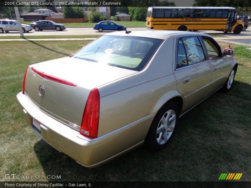 Light Cashmere Metallic / Cashmere 2006 Cadillac DTS Luxury