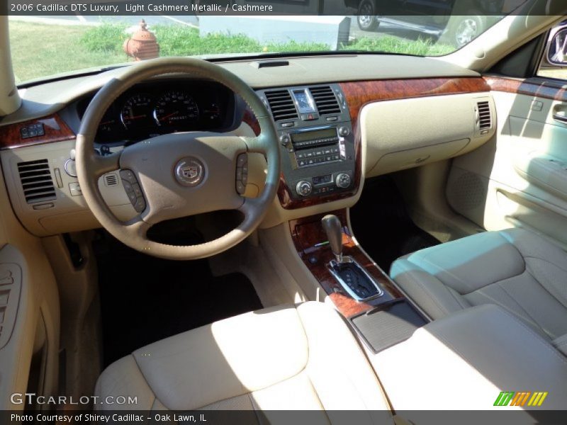 Light Cashmere Metallic / Cashmere 2006 Cadillac DTS Luxury