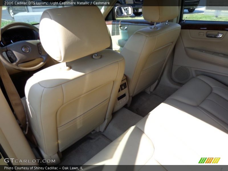 Light Cashmere Metallic / Cashmere 2006 Cadillac DTS Luxury
