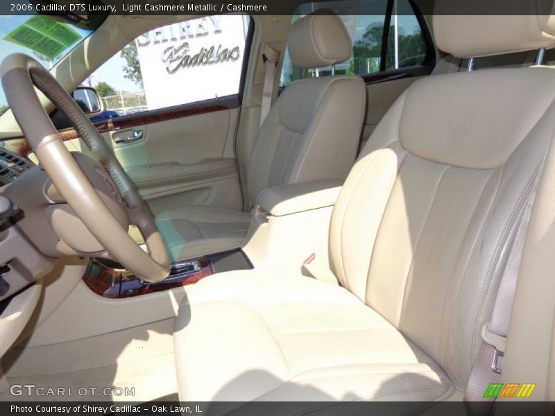 Light Cashmere Metallic / Cashmere 2006 Cadillac DTS Luxury