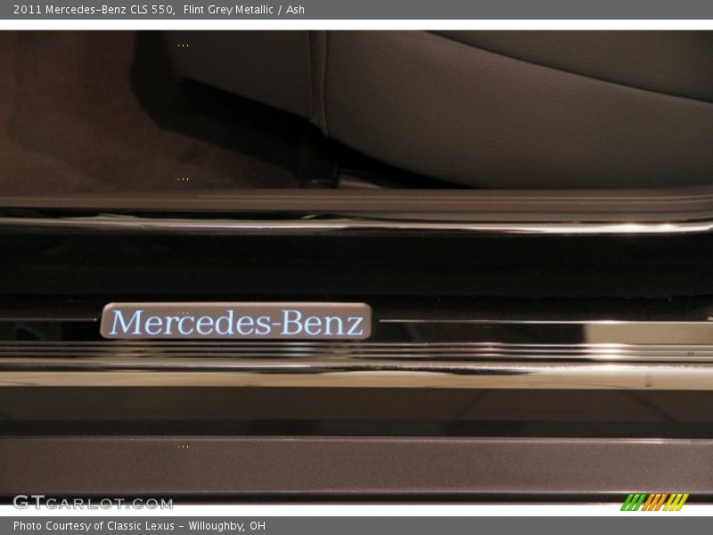 Flint Grey Metallic / Ash 2011 Mercedes-Benz CLS 550