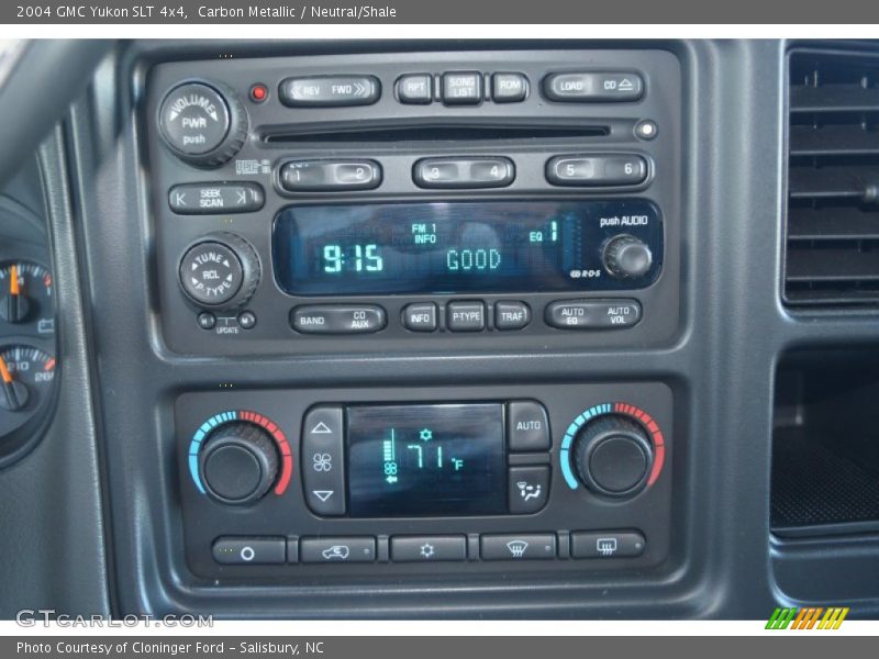 Carbon Metallic / Neutral/Shale 2004 GMC Yukon SLT 4x4