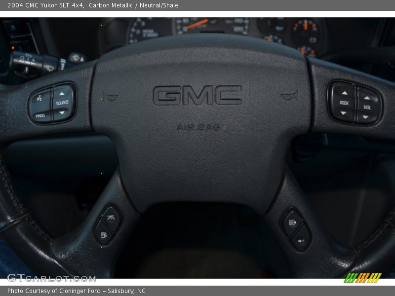 Carbon Metallic / Neutral/Shale 2004 GMC Yukon SLT 4x4