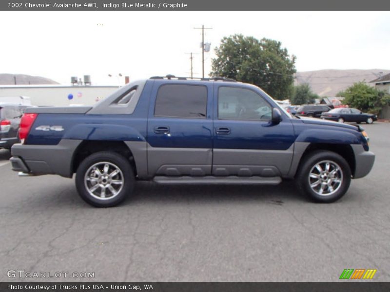 Indigo Blue Metallic / Graphite 2002 Chevrolet Avalanche 4WD
