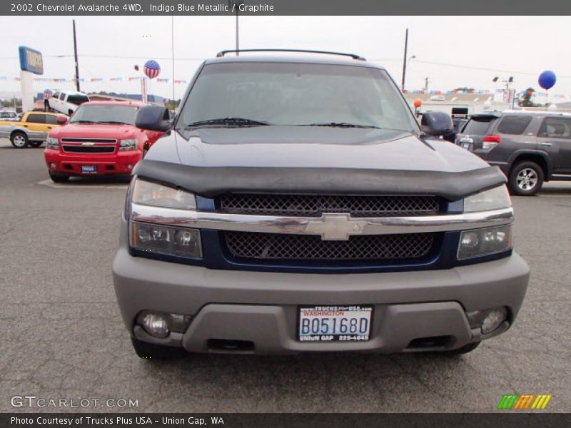 Indigo Blue Metallic / Graphite 2002 Chevrolet Avalanche 4WD