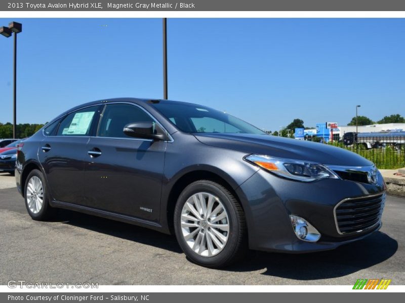 Magnetic Gray Metallic / Black 2013 Toyota Avalon Hybrid XLE