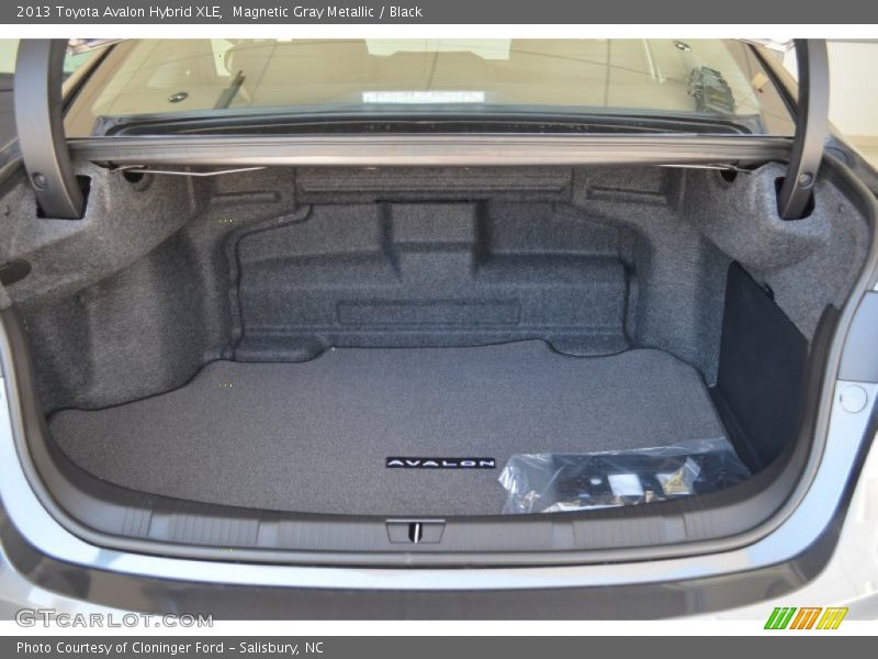 Magnetic Gray Metallic / Black 2013 Toyota Avalon Hybrid XLE