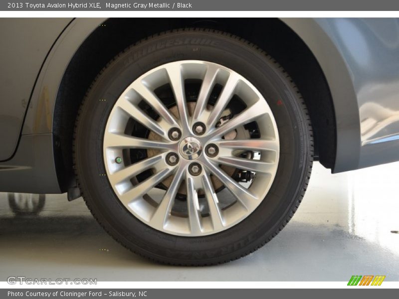 Magnetic Gray Metallic / Black 2013 Toyota Avalon Hybrid XLE