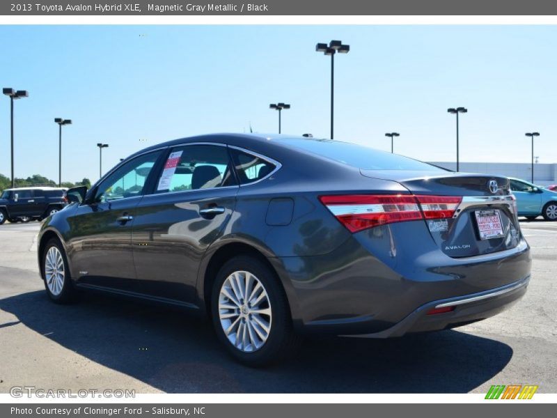 Magnetic Gray Metallic / Black 2013 Toyota Avalon Hybrid XLE