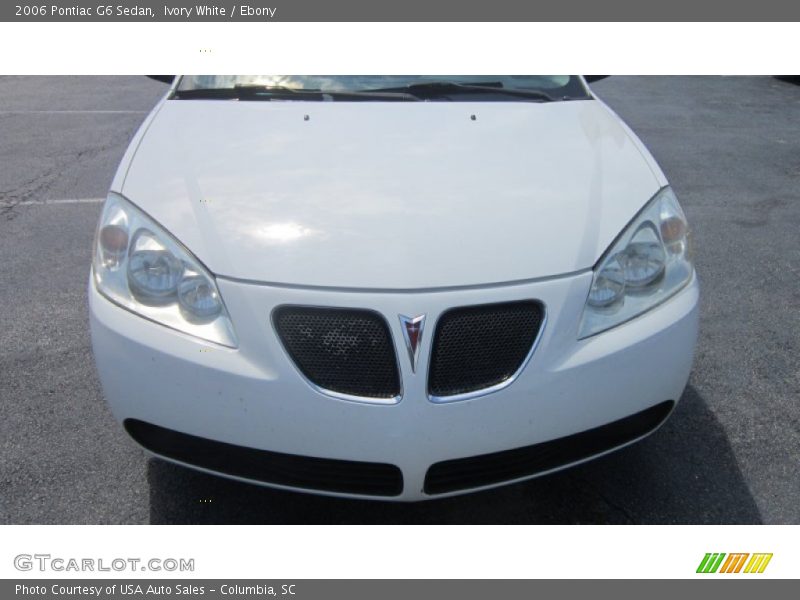 Ivory White / Ebony 2006 Pontiac G6 Sedan