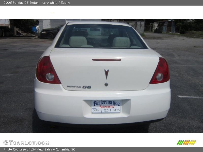 Ivory White / Ebony 2006 Pontiac G6 Sedan