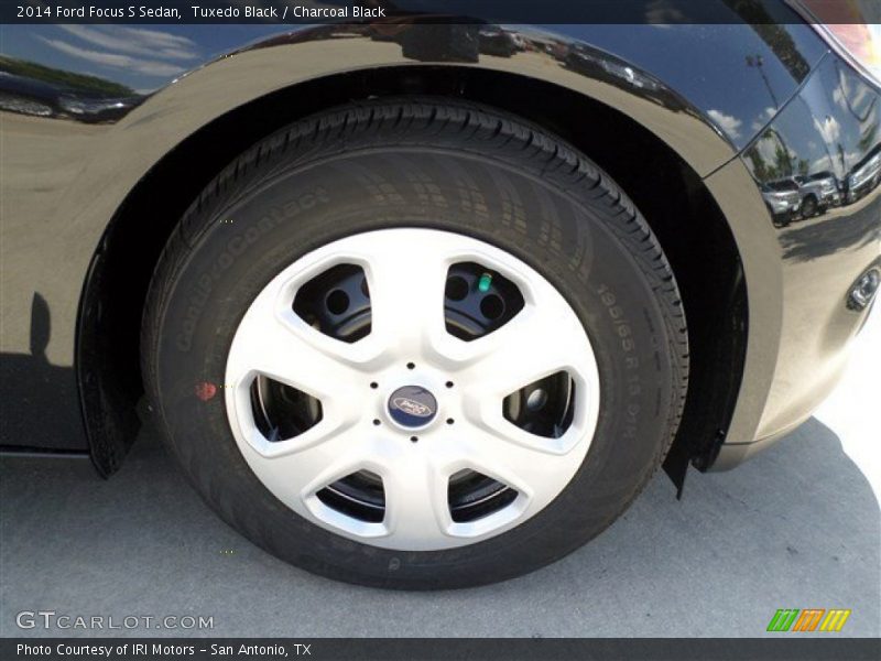 Tuxedo Black / Charcoal Black 2014 Ford Focus S Sedan