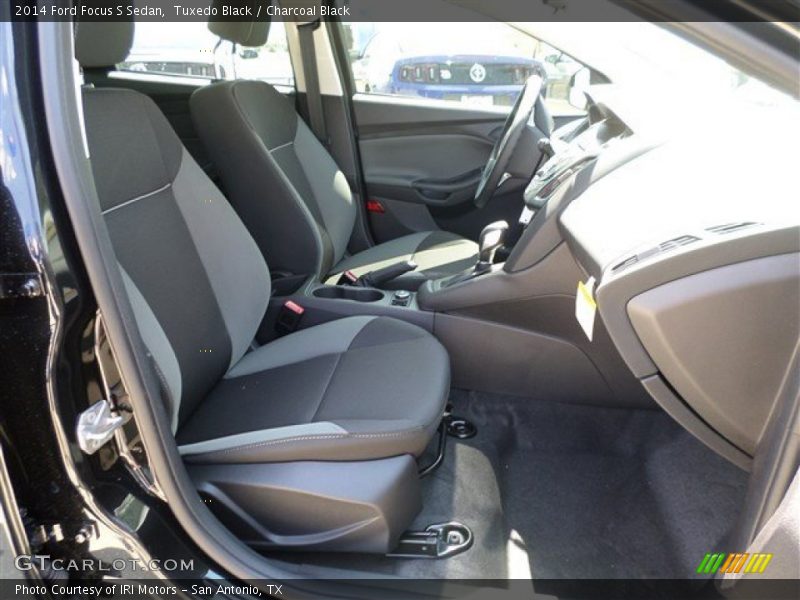 Tuxedo Black / Charcoal Black 2014 Ford Focus S Sedan