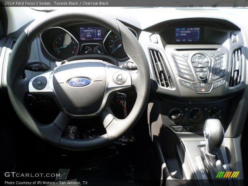 Tuxedo Black / Charcoal Black 2014 Ford Focus S Sedan