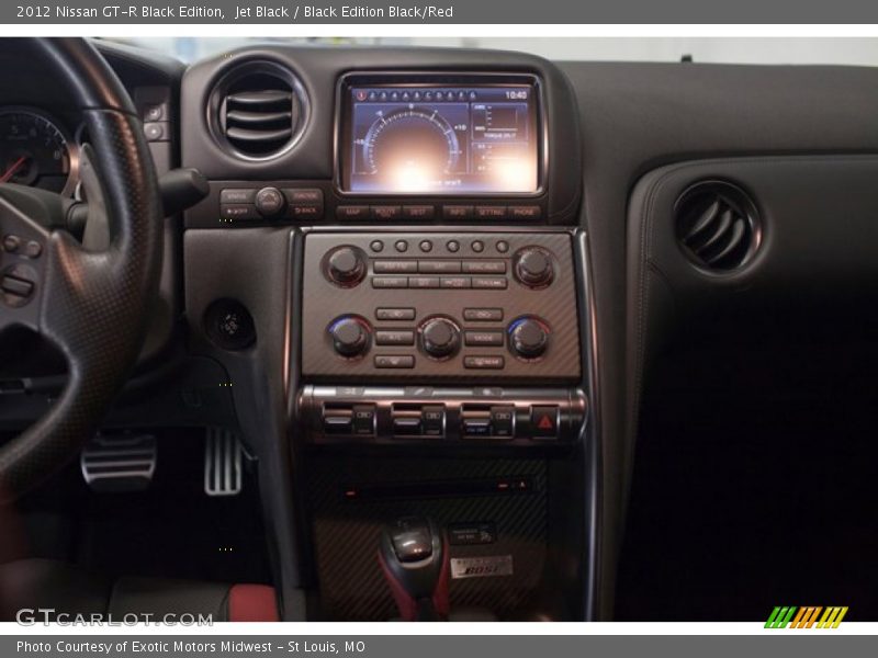 Controls of 2012 GT-R Black Edition