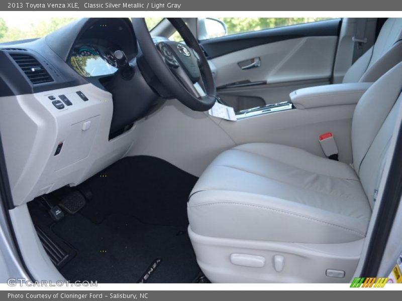 Classic Silver Metallic / Light Gray 2013 Toyota Venza XLE