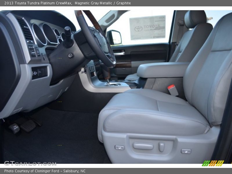 Magnetic Gray Metallic / Graphite 2013 Toyota Tundra Platinum CrewMax