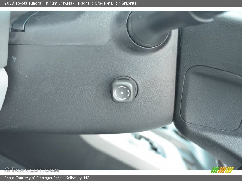 Magnetic Gray Metallic / Graphite 2013 Toyota Tundra Platinum CrewMax